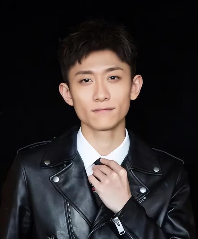 张一山赵丽颖新剧海报