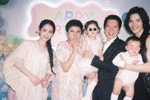 向佐奇装异服似大雕，网友调侃杨过需要他