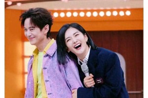 何炅51岁生日引热议：不老男神腹肌照惊艳全网