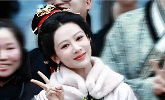 杨紫《家业》杀青合照