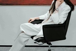 精彩图片展示：三张精选视觉盛宴